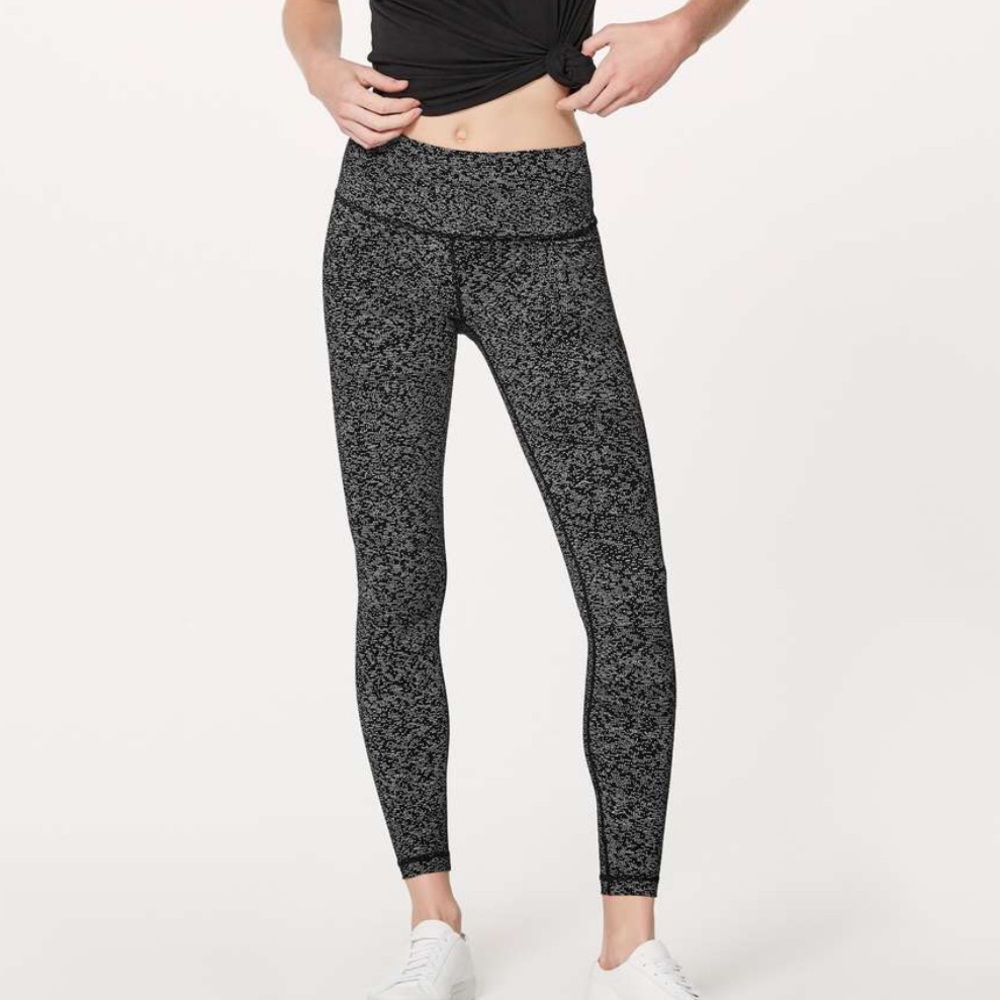 Lululemon Wunder Under leggings